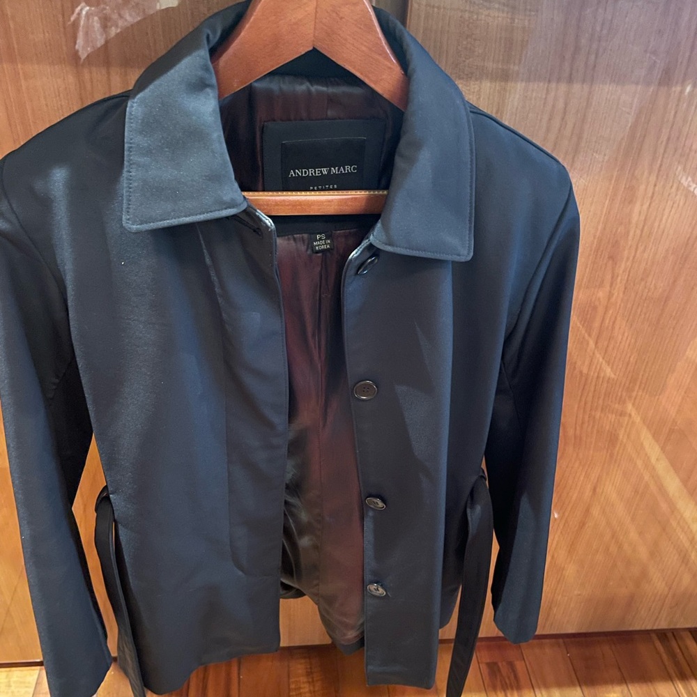 UEC Andrew Marc Coat, Black, Size PS
